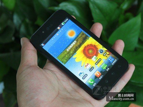 <b>LG P970</b>