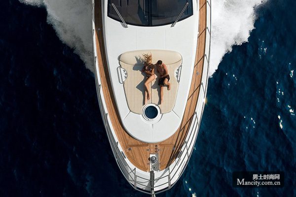 Azimut 64ƽ